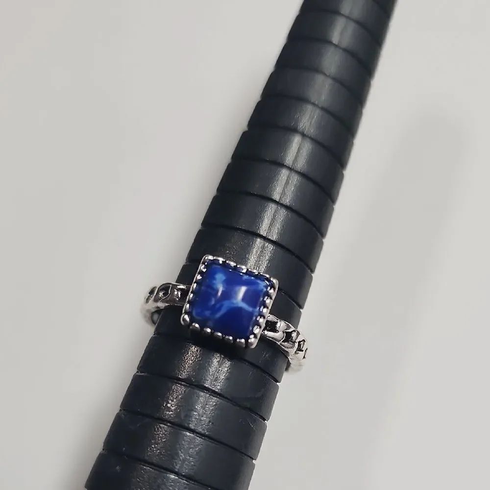 Elegant Blue Stone Silver Ring